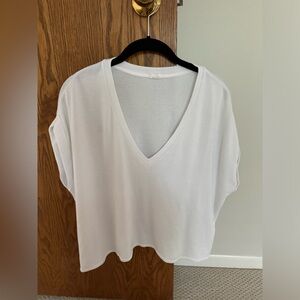 Wilfred white t shirt